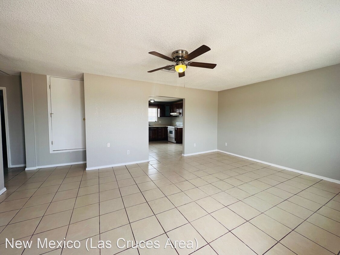 Foto principal - 2 br, 1 bath House - 917 Mesilla Dr.