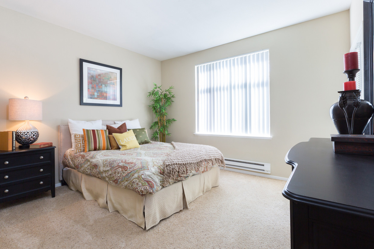 Foto principal - 1433 Cedarmeadow Ct