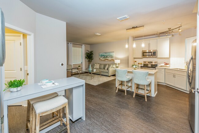 comedor.jpg - Terraces at Peridia