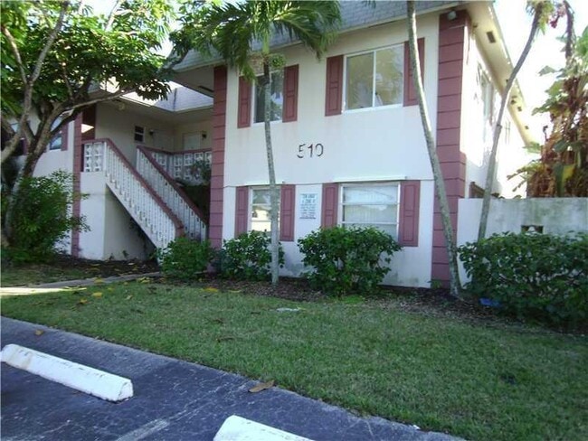 Building Photo - 510 SW 15th St