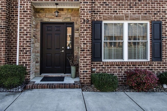 Building Photo - 3 bedroom townhome in Cedar Point for Rent...