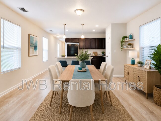 Foto del edificio - 8509 Berry Ave