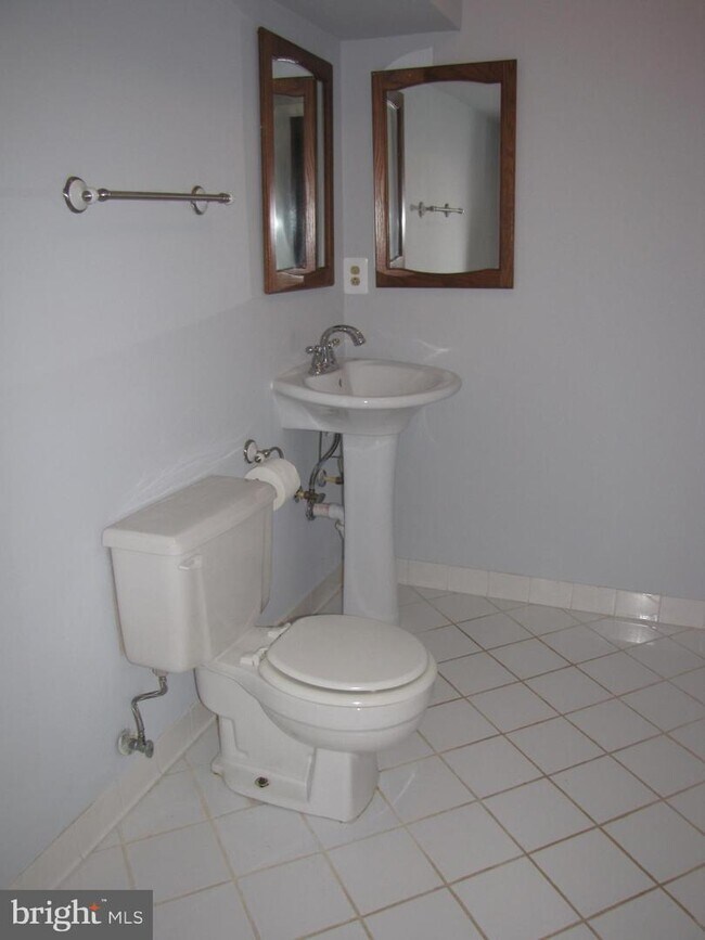 Foto del edificio - 10032 Beacon Pond Ln