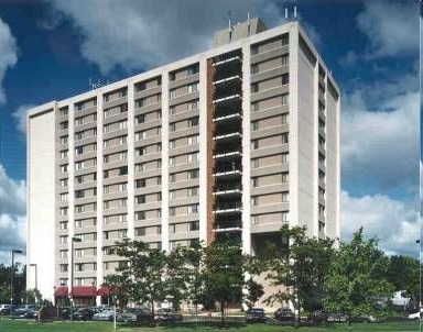 Foto del edificio - Dearborn Heights Co-Op Towers