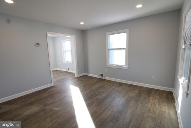 Foto del edificio - 2727 Fairhaven Ave