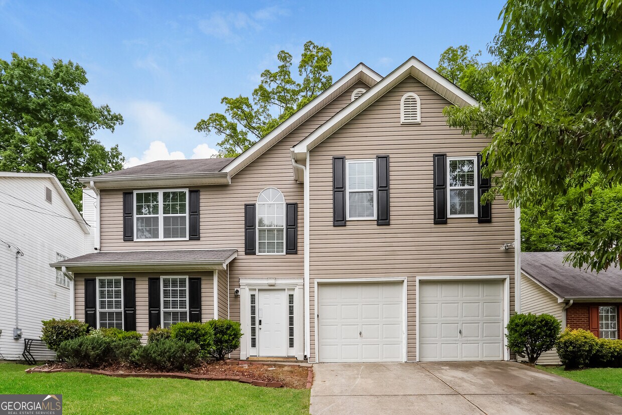 Primary Photo - 1485 Enchanted Forest Dr