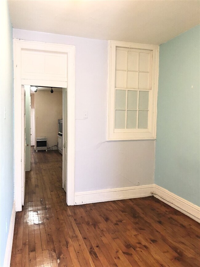 Building Photo - 505 Jersey Ave