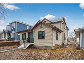 Building Photo - 4437 1st Ave S