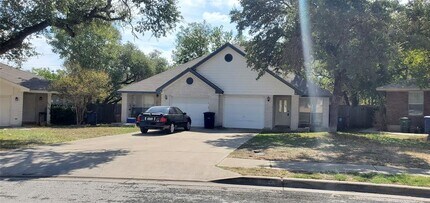 Building Photo - 8617 Talyne Chaise Cir