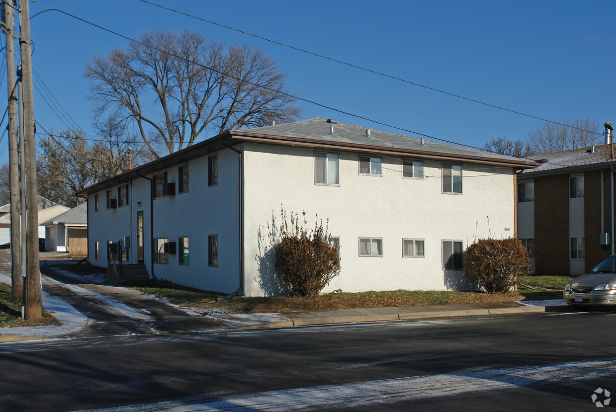 Foto del edificio - 539 40th Ave NE