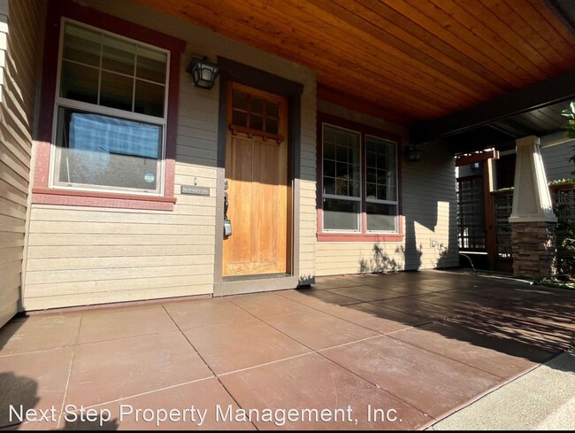Building Photo - 4 br, 2.5 bath House - 16965 SW Lamb Ct.