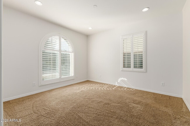 Building Photo - 5429 S Luiseno Blvd