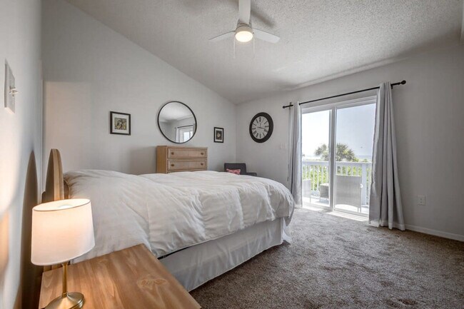 Foto del edificio - 603 Shorewood Dr