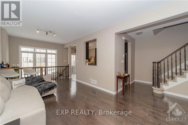 Building Photo - 840 Kennacraig Private