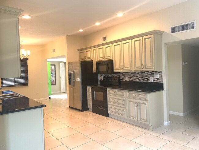 Foto del edificio - 3702 E Shaw Butte Dr