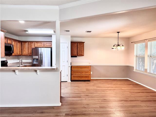 Foto del edificio - 716 Park Ridge Dr