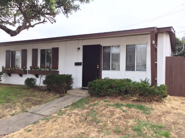 3214 Clairemont Mesa Blvd San Diego Ca 92117 Apartments San Diego Ca Apartments Com