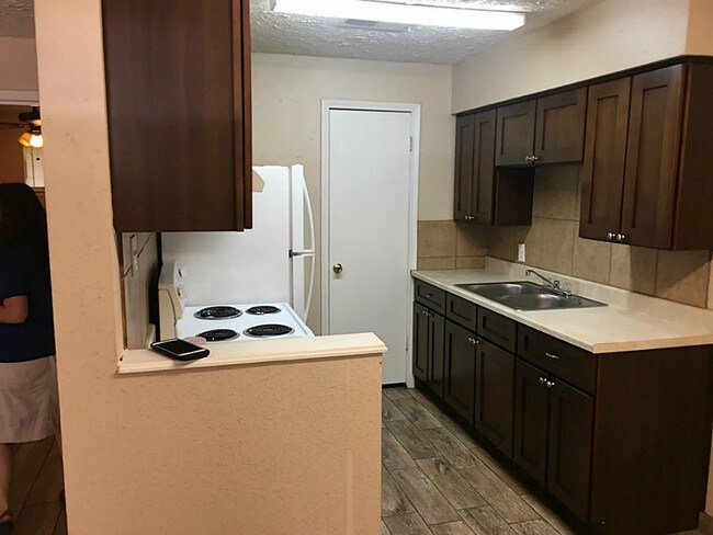 Building Photo - 760 Cline St