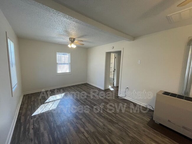 Foto del edificio - 2632 W Monroe St