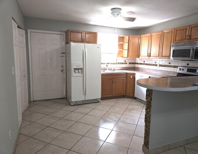 Foto del edificio - 4836 Carver St