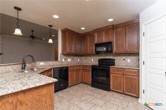 Building Photo - 3606 Sands Ln