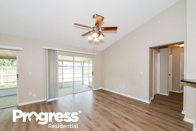 Building Photo - 1108 Hardwood Dr