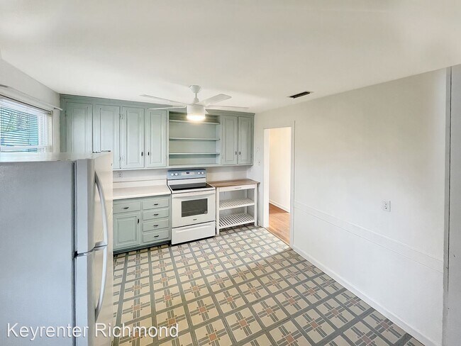 Building Photo - 3 br, 1 bath House - 2328 Leah Rd