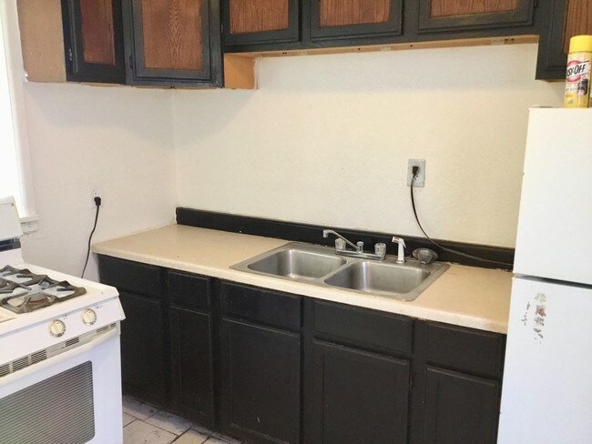 Building Photo - 3 br, 1 bath House - 1813 Peachtree