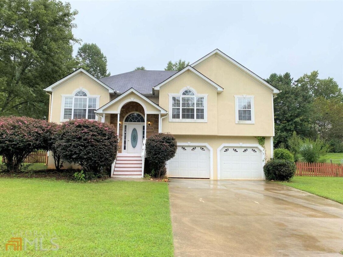 Primary Photo - 3520 Cowan Ridge Dr