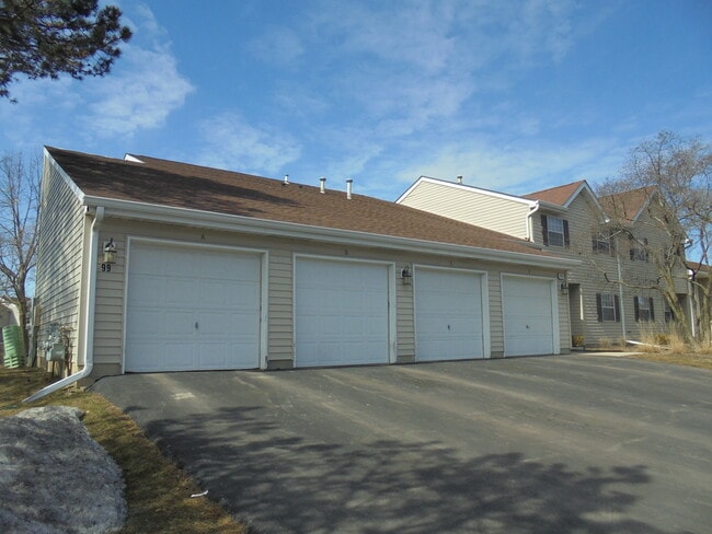 Building Photo - 99 Gant Cir