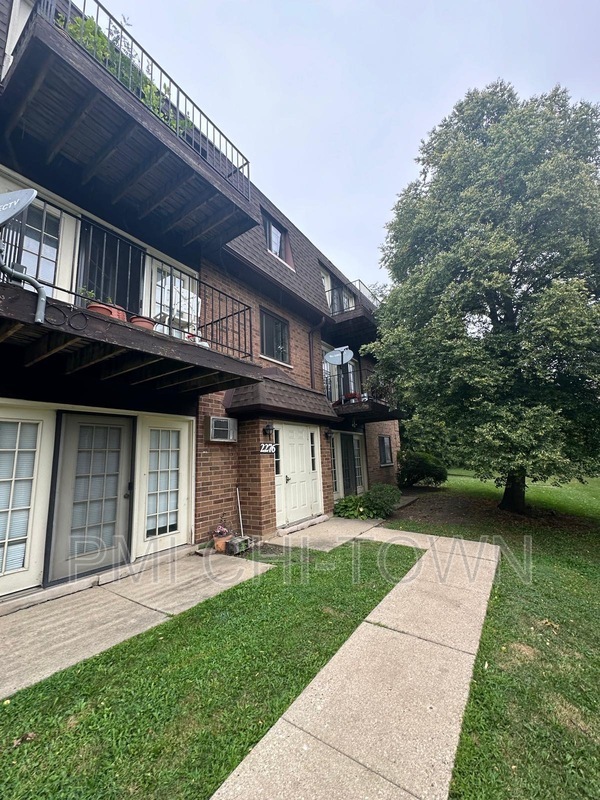 Primary Photo - 2276 Century Point Ln