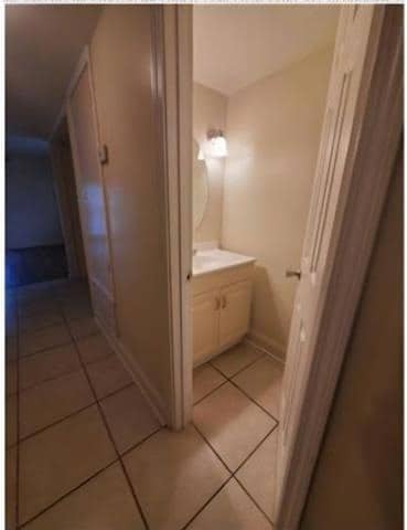 Foto del edificio - 7201 Salem Dr