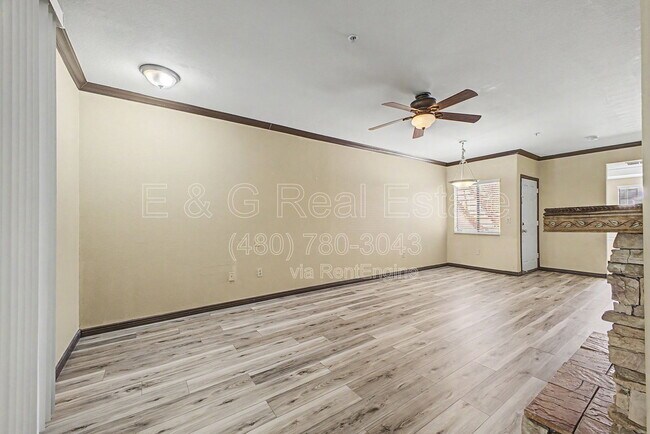 Foto del edificio - 750 E Northern Ave