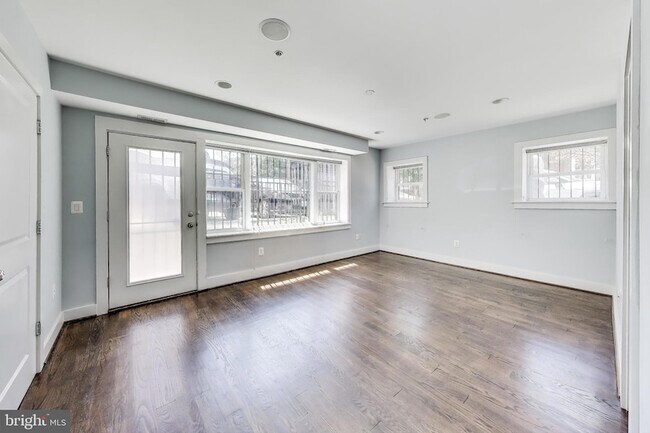 Foto del edificio - 1480 Harvard St NW