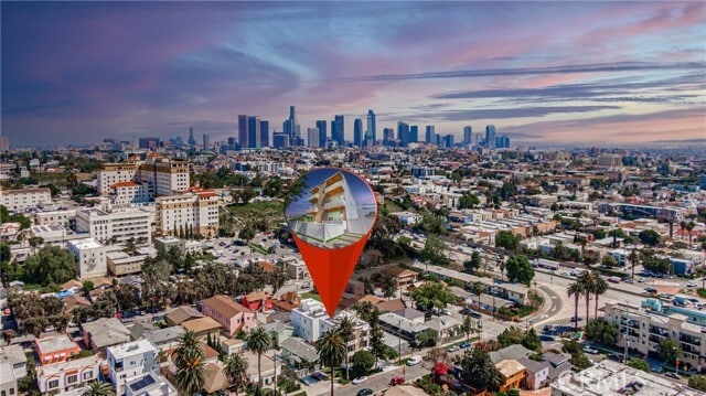 Foto del edificio - 614 N Rampart Blvd