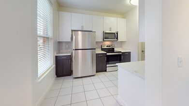 Interior Photo - The Courts at Huntington Station