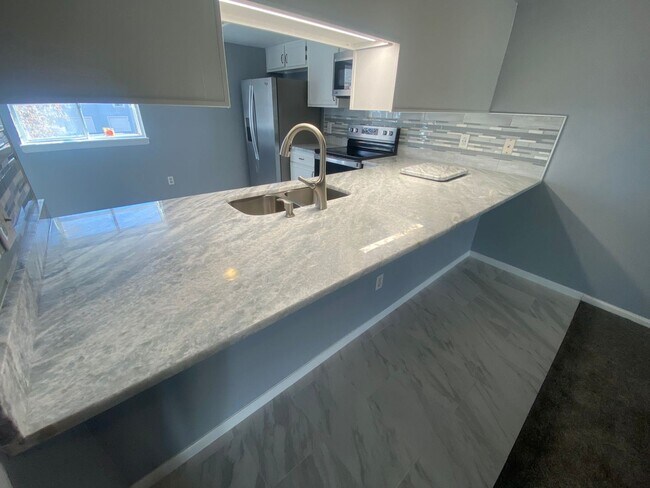 Foto del edificio - 3 br, 2.5 bath House - 13650 E Evans Ave