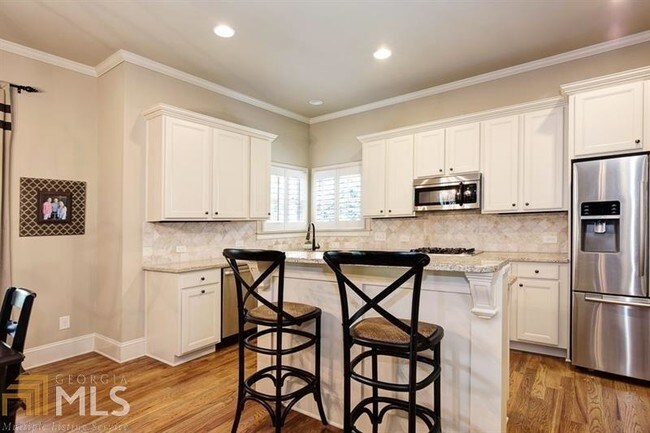 Building Photo - 3265 Camellia Ln