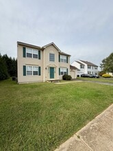Building Photo - 235 Tracer Dr
