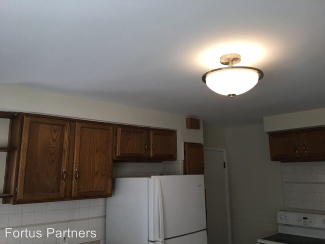 Foto del edificio - 26054 Pinehurst St