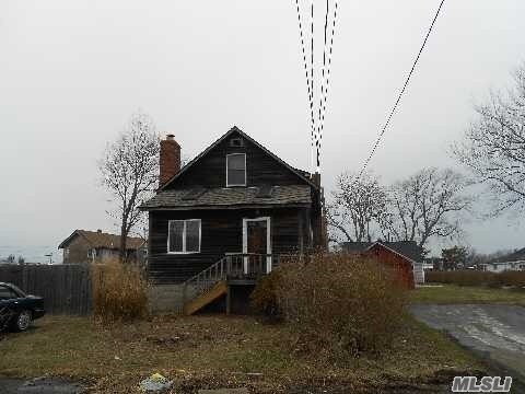 Building Photo - 18 Beach Ave