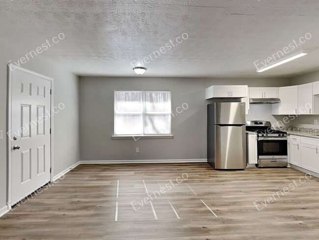 Building Photo - 4999 Lisa Ct