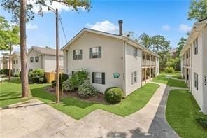 Building Photo - 717 Heavens Dr
