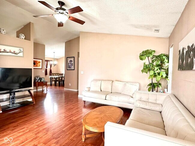 Building Photo - 7702 Vincent Ct