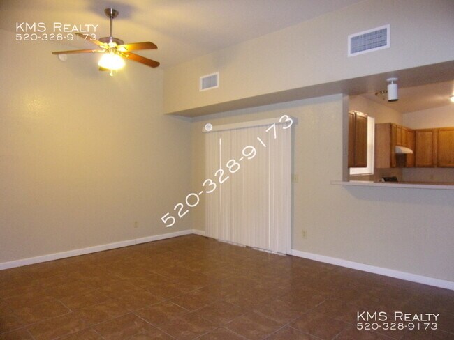 Foto del edificio - 3 Bedroom 2 Bath- 2879 N Tolman Drive-OWNE...