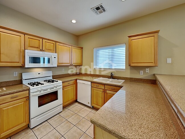Foto del edificio - 6410 S Kimberlee Way