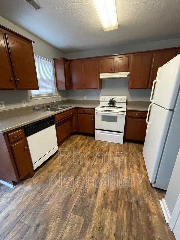 Foto del edificio - 1508 Chestnut Oak Dr