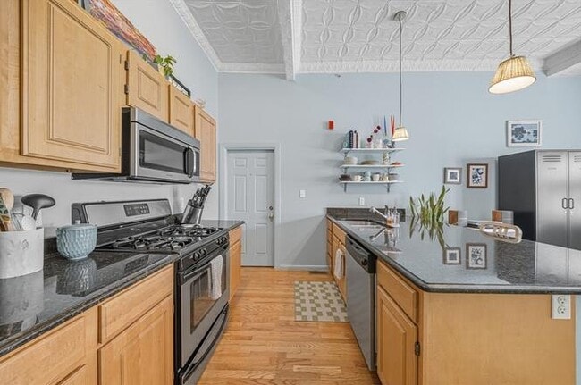 Building Photo - 2949-2955 Logan Ave