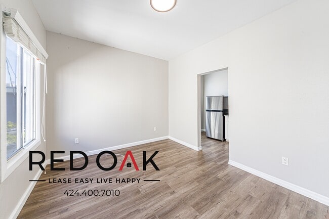 Foto del edificio - 822 S Park View St