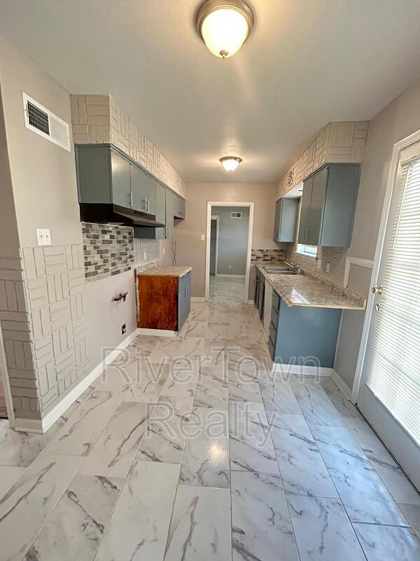 Foto del edificio - 4437 Hodge Rd